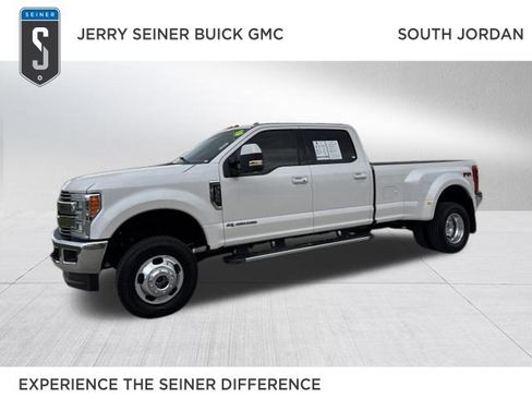 Used 2018 Ford F350 Lariat w/ Lariat Ultimate Package AWD/4WD image 1