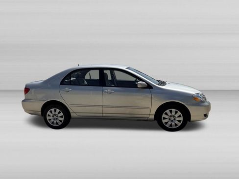 Used 2003 Toyota Corolla LE FWD image 3