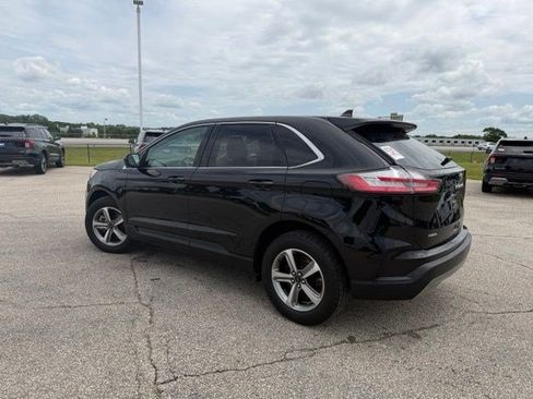 Used 2024 Ford Edge SEL w/ Convenience Package AWD/4WD image 11
