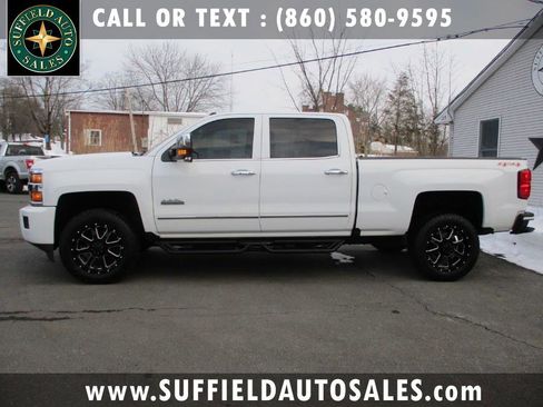 Used 2017 Chevrolet Silverado 2500 High Country image 4