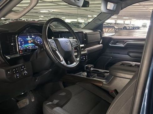 Used 2022 Chevrolet Silverado 1500 LT Trail Boss AWD/4WD image 8