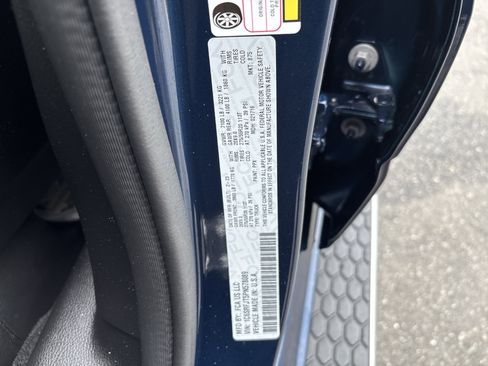 Certified 2023 RAM 1500 Laramie AWD/4WD image 35