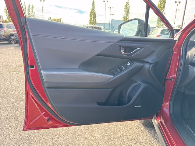 Used 2024 Subaru Crosstrek 2.5i Limited w/ Crosstrek Mirror Package AWD/4WD image 15
