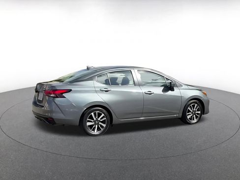 Used 2025 Nissan Versa SV FWD image 15
