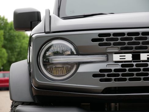 Used 2026 Ford Bronco Badlands AWD/4WD image 16