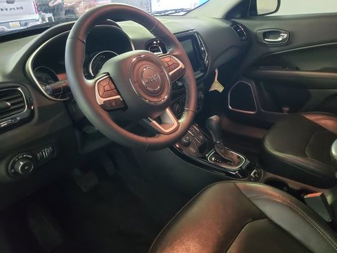Used 2019 Jeep Compass Limited AWD/4WD image 7