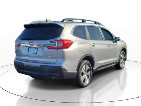 Certified 2023 Subaru Ascent Premium w/ Convenience Package image 6
