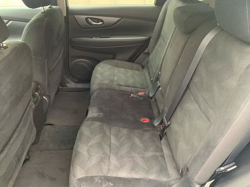 Used 2016 Nissan Rogue SV w/ SV Premium Package FWD image 10