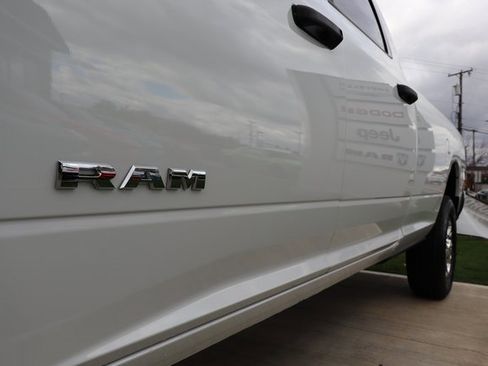 Used 2025 RAM 3500 Big Horn image 9