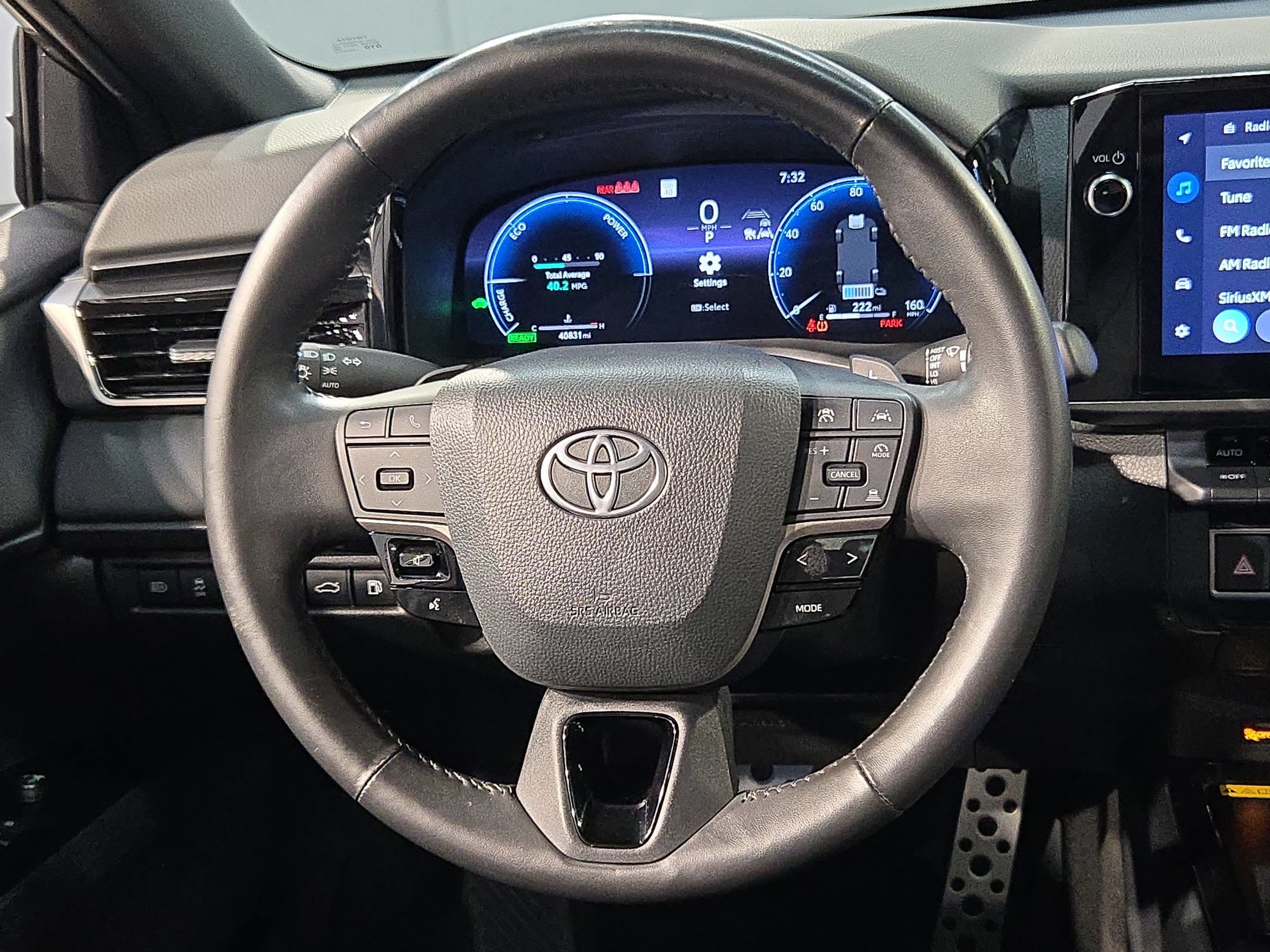 Used 2025 Toyota Camry XSE FWD image 27