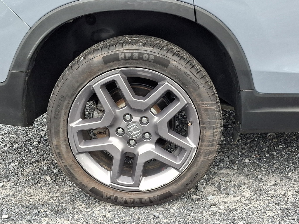 Used 2023 Honda Passport EX-L image 11