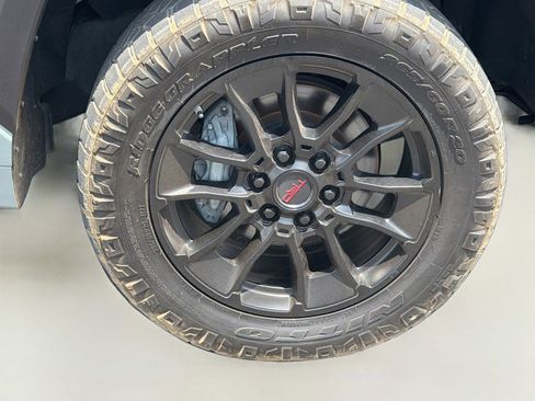 Used 2024 Toyota Tundra SR5 w/ SR5 Convenience Package AWD/4WD image 9