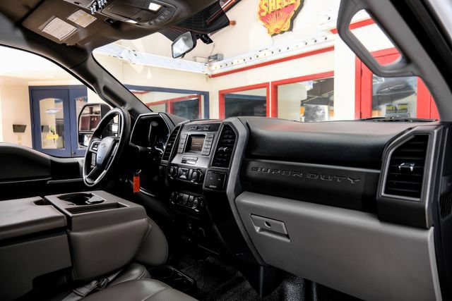 Used 2019 Ford F250 XL w/ Power Equipment Group RWD image 12