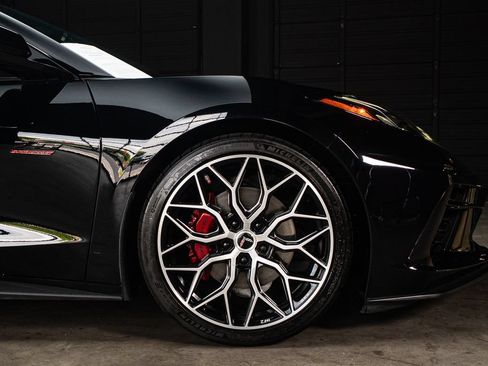 Used 2023 Chevrolet Corvette Stingray Premium Cpe w/ Engine Appearance Package RWD image 14