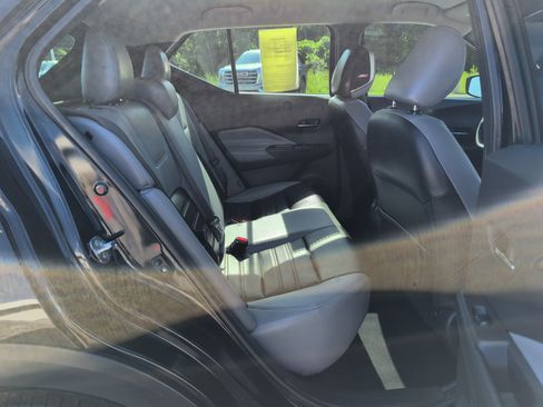 Used 2021 Nissan Kicks SR w/ SR Premium Package FWD image 28