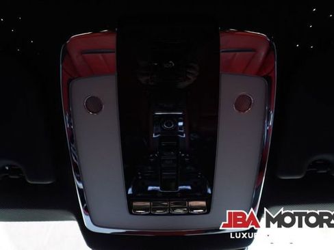 Used 2020 Rolls-Royce Cullinan image 48