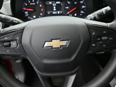 Used 2024 Chevrolet Trax LS w/ LS Convenience Package image 29