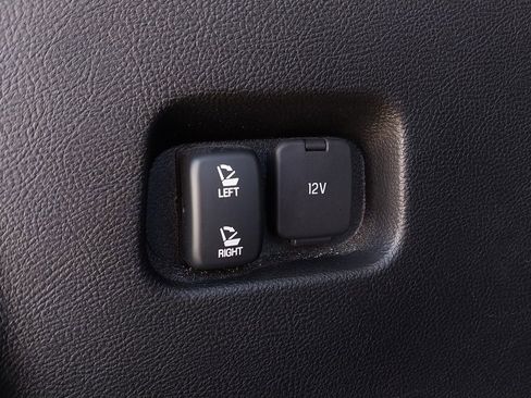 Used 2024 Ford Edge SEL image 11