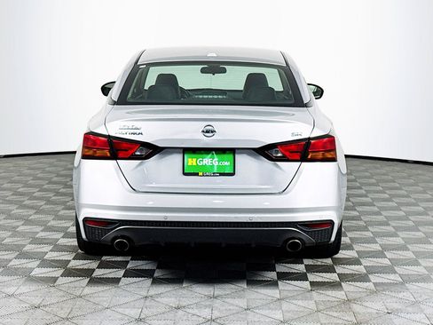 Used 2021 Nissan Altima 2.5 SR FWD image 8