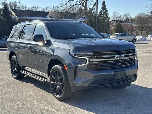 Used 2021 Chevrolet Tahoe RST w/ Luxury Package image 3