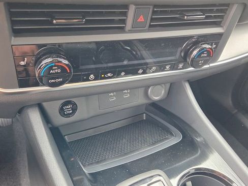 New 2026 Nissan Rogue SV w/ Cold Weather Package FWD image 21