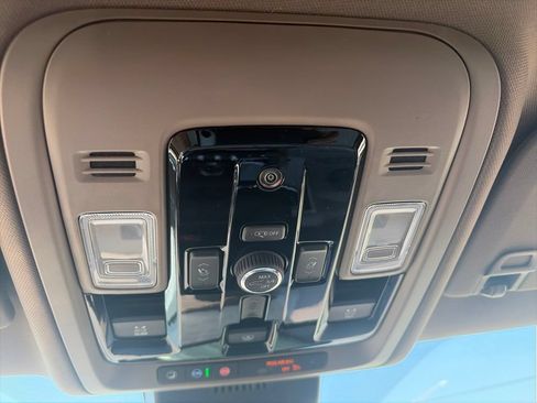 New 2026 GMC Yukon XL Denali w/ Sun & Power Step Package AWD/4WD image 24