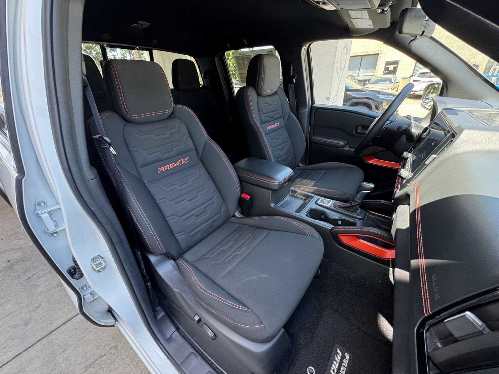 Used 2026 Nissan Frontier PRO-4X AWD/4WD image 36