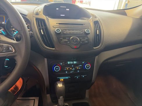 Used 2017 Ford Escape SE AWD/4WD image 8