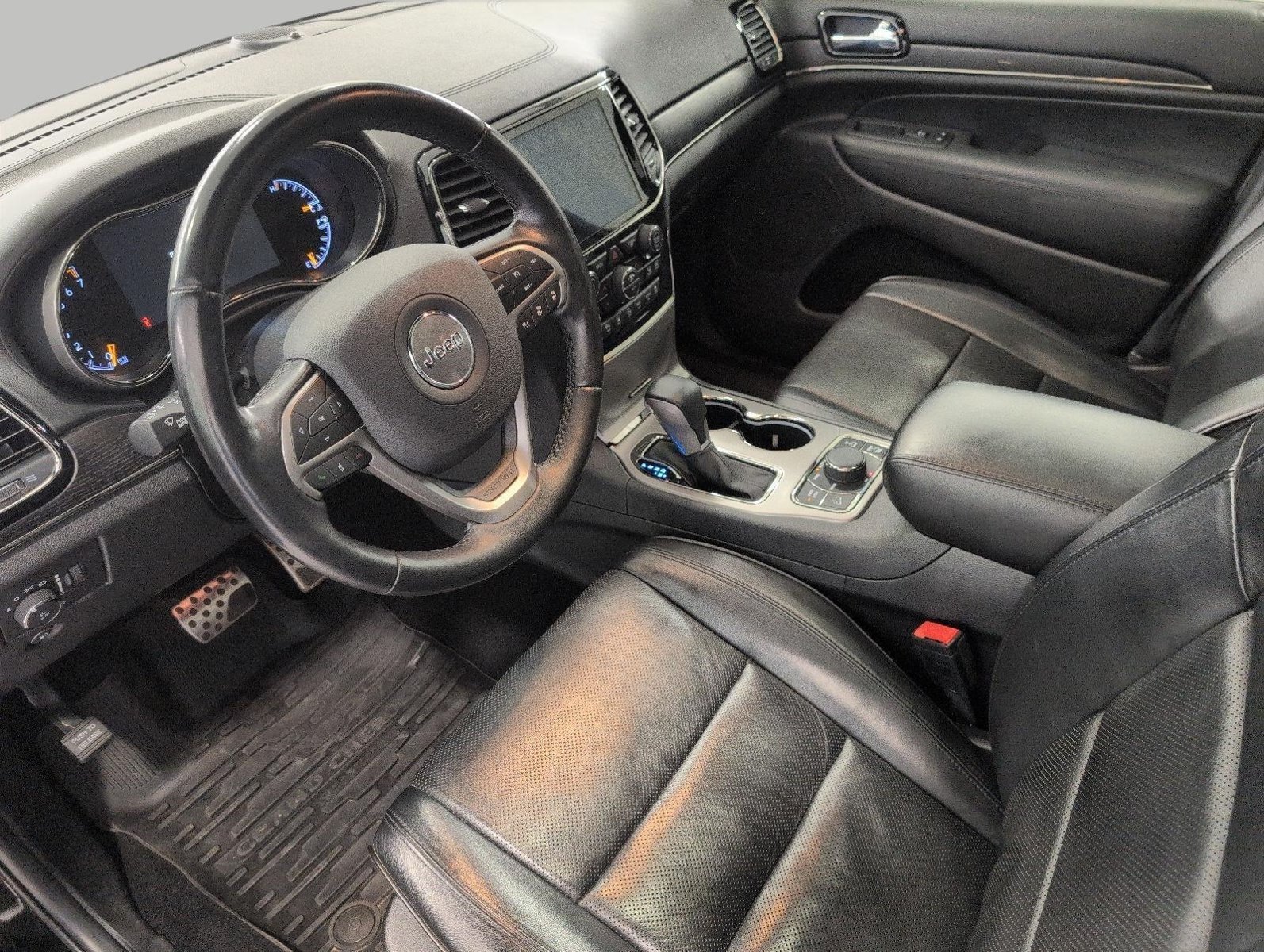 Used 2021 Jeep Grand Cherokee Overland AWD/4WD image 38