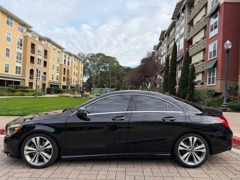 Used 2018 Mercedes-Benz CLA 250 image 5