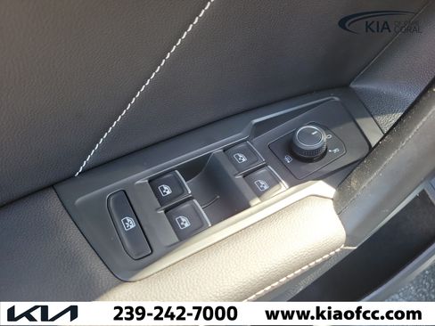 Used 2024 Volkswagen Tiguan SE R-Line AWD/4WD image 24