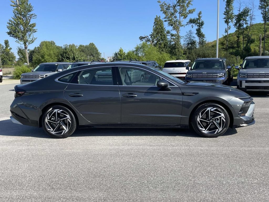 Certified 2026 Hyundai Sonata SEL AWD/4WD image 30