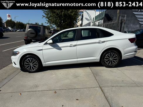 Used 2019 Volkswagen Jetta SEL FWD image 4