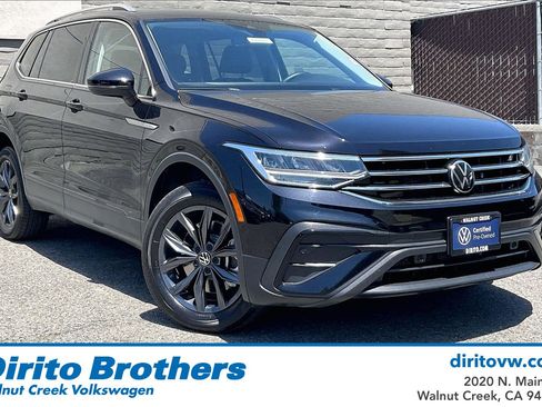 Certified 2023 Volkswagen Tiguan SE FWD image 1