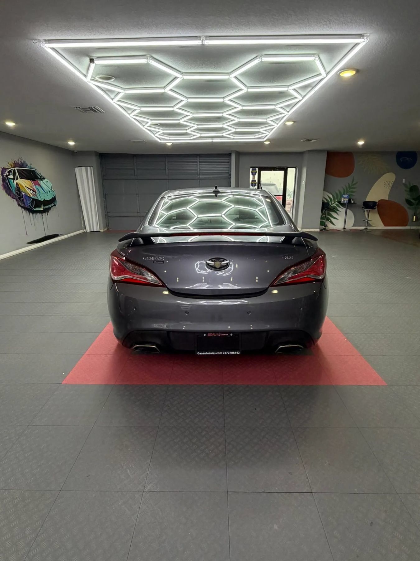 Used 2015 Hyundai Genesis 3.8 RWD image 5