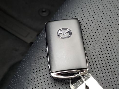 New 2026 MAZDA CX-90 Plug-In Hybrid w/ Preferred AWD/4WD image 32