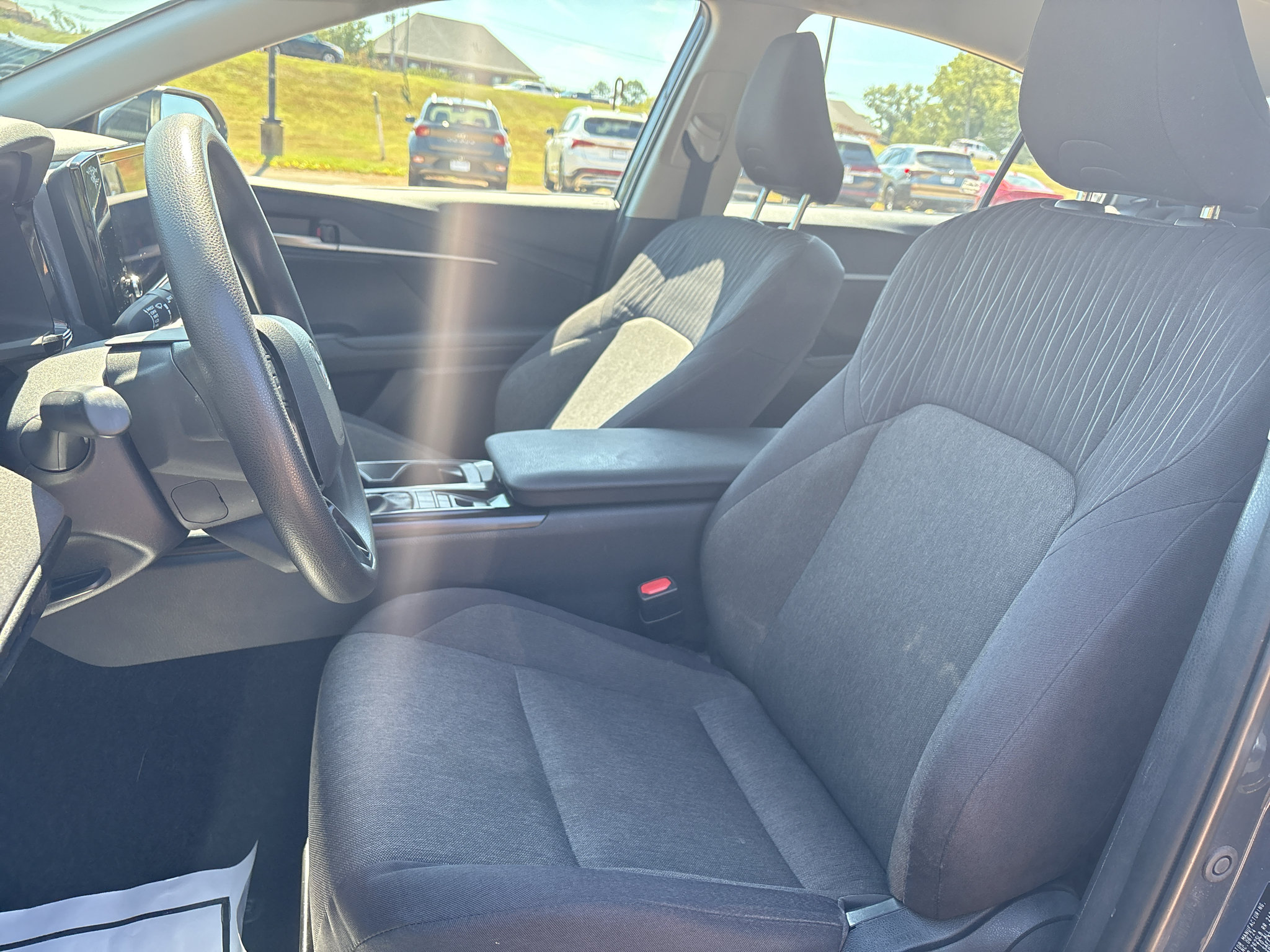 Used 2025 Toyota Camry LE FWD image 9