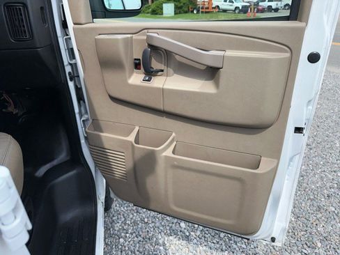 Used 2020 Chevrolet Express 2500 w/ Driver Convenience Package RWD image 24