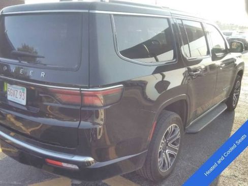 Used 2025 Jeep Wagoneer Series II AWD/4WD image 8