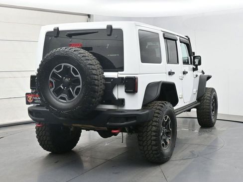 Used 2017 Jeep Wrangler Unlimited Rubicon AWD/4WD image 26