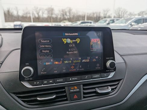 Used 2020 Nissan Altima 2.5 SV image 13