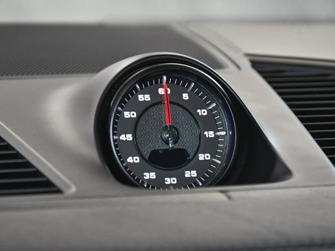 Used 2023 Porsche Cayenne GTS image 27