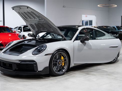 Used 2025 Porsche 911 Turbo S AWD/4WD image 34