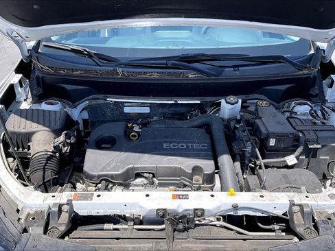 Used 2022 Chevrolet Equinox LS FWD image 10