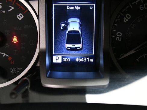 Certified 2023 Toyota Tacoma SR5 image 15