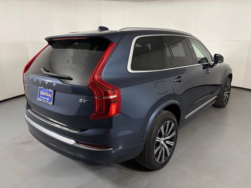 Used 2024 Volvo XC90 B5 Plus AWD/4WD image 8