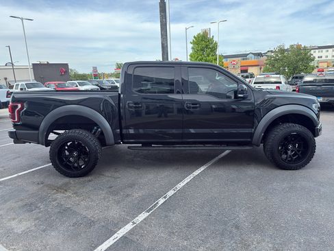 Used 2018 Ford F150 Raptor w/ Equipment Group 802A Luxury AWD/4WD image 6