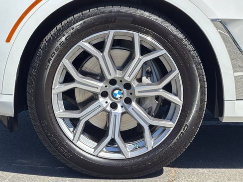 Used 2026 BMW X7 xDrive40i AWD/4WD image 37