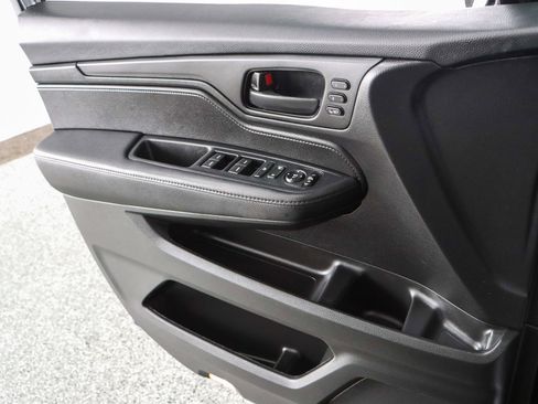 Used 2024 Honda Odyssey Sport image 22