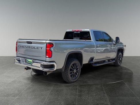 Used 2025 Chevrolet Silverado 3500 LTZ w/ LTZ Premium Package AWD/4WD image 9